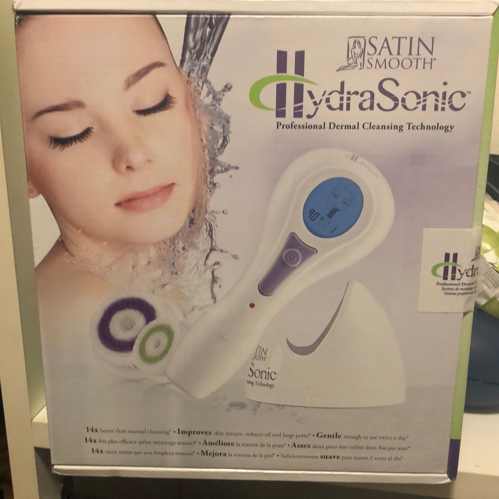 HydraSonic facial Cleansing brush